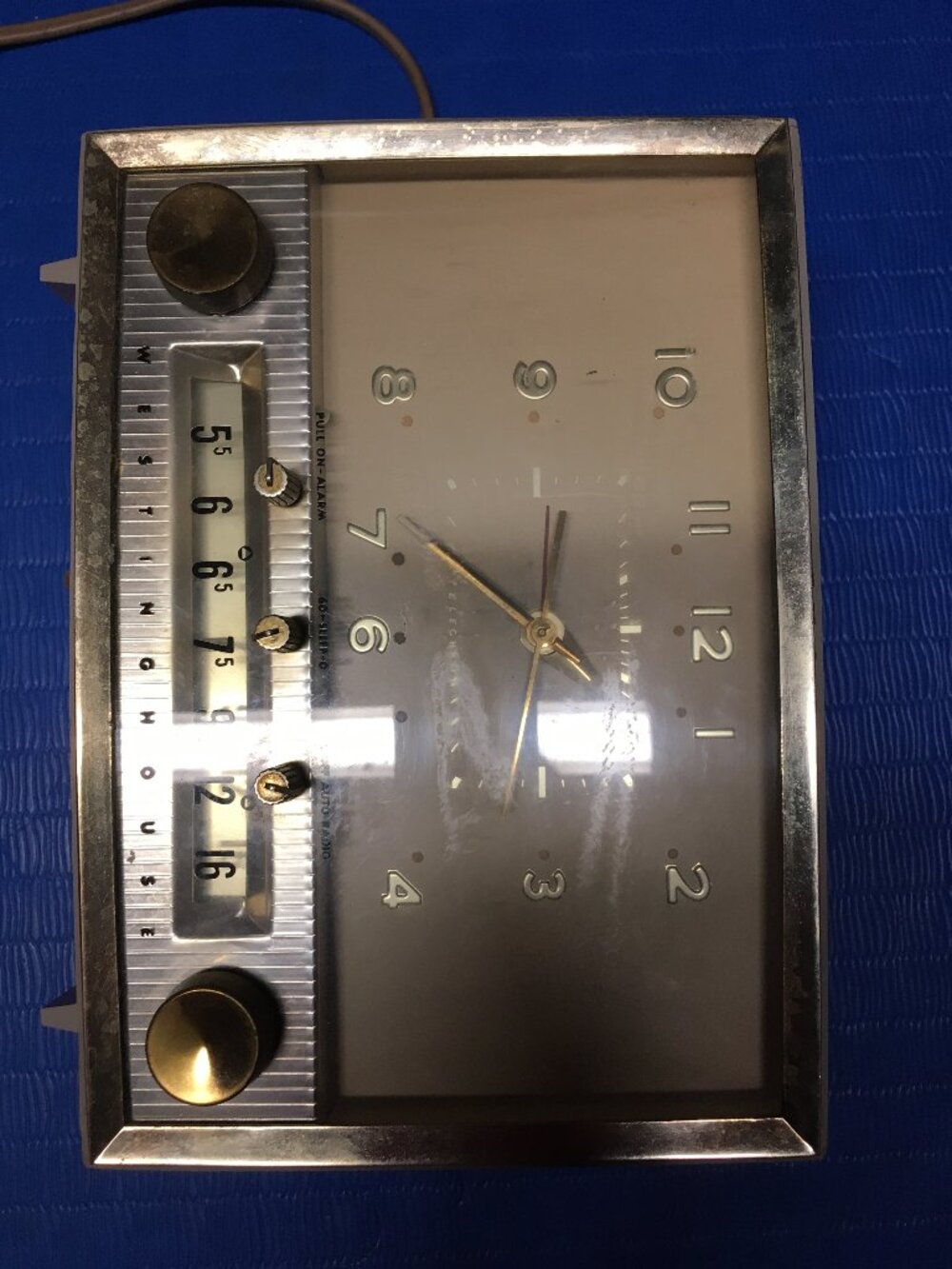 Westinghouse Radio Model H478T5 ( Offers Welcome! ) - Picture 2 of 4